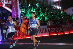 BIB: 4412, 43795
                            <button type="button" onclick="openModal(23191391)" class="btn btn-primary btn-sm float-right btn-popup" data-toggle="modal" data-target=".modal-high-quality">
                        <i class="fas fa-shopping-cart"></i> Add to Cart
                    </button>
                                            <button type="button" onclick="isThisMe(23191391, true)" class="btn btn-success btn-sm float-right btn-popup btn-isme hidden" data-toggle="tooltip" data-placement="bottom" title="นี่คือรูปของคุณใช่ไหม คลิกที่นี่เพื่อเอาเข้าอัลบั้ม">
                        <i class="fas fa-plus"></i> Add to album
                    </button>
                    <button type="button" onclick="isThisMe(23191391, false)" class="btn btn-warning btn-sm float-right btn-popup btn-isnotme hidden">
                        <i class="fas fa-ban"></i> Remove from album
                    </button>